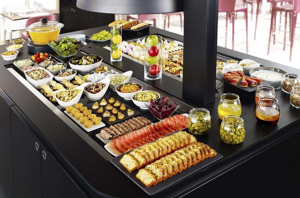 Campanile Salon-De-Provence Hotel ร้านอาหาร รูปภาพ