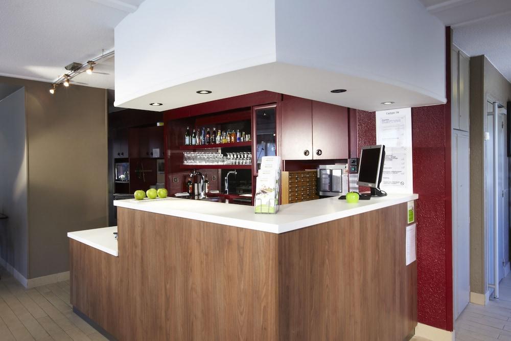 Campanile Salon-De-Provence Hotel ภายนอก รูปภาพ
