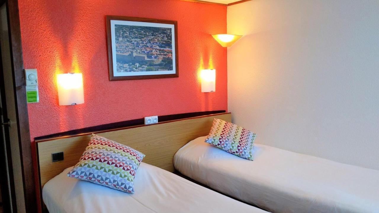 Campanile Salon-De-Provence Hotel ภายนอก รูปภาพ