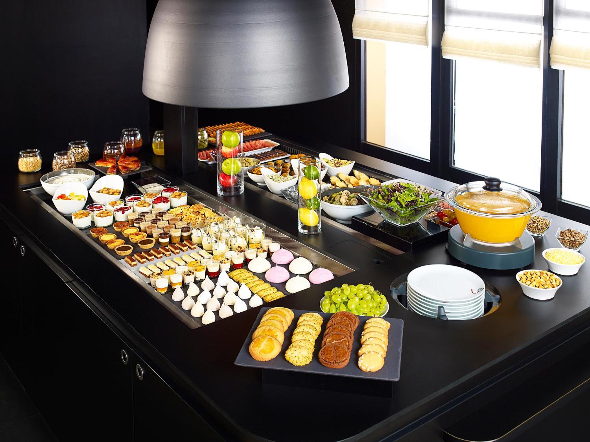 Campanile Salon-De-Provence Hotel ภายนอก รูปภาพ