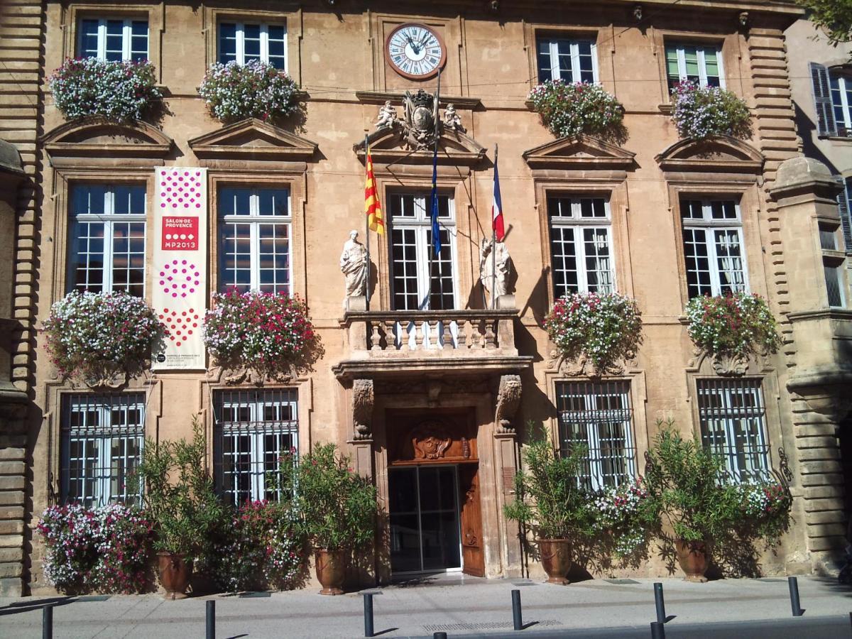 Campanile Salon-De-Provence Hotel ภายนอก รูปภาพ